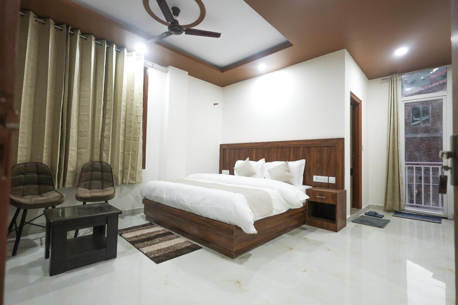 Mountain Shadow Hotel Kasauli Exterior foto